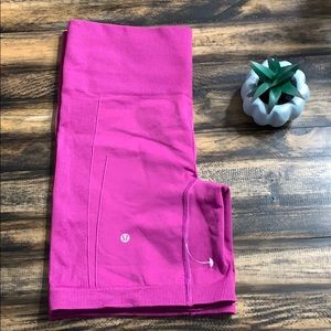 ⬇️ NWOT Lululemon Sculpt Shorts ‼️✨